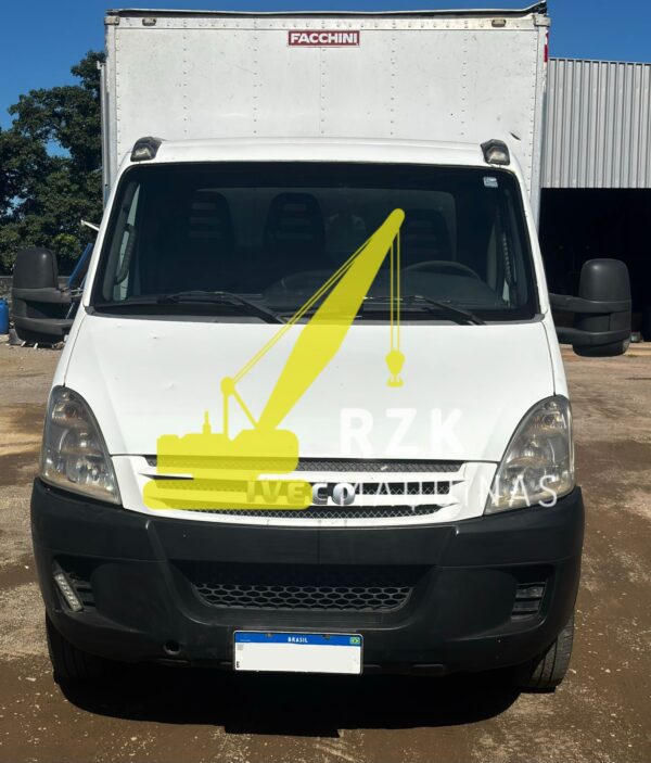 CAMINHÃO BAU 3/4 IVECO DAILY 35S14 CS - 2011/12 - Image 5
