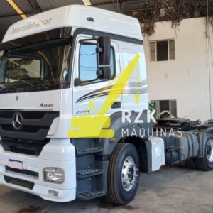 CAVALO MB AXOR 2544  2016
