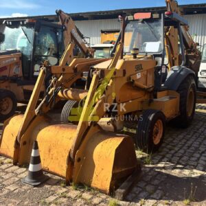 RETROESCAVADEIRA CASE 580L 4X2 - 2002