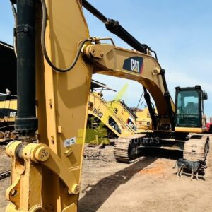 ESCAVADEIRA CATERPILLAR CAT330D ME L - 2009