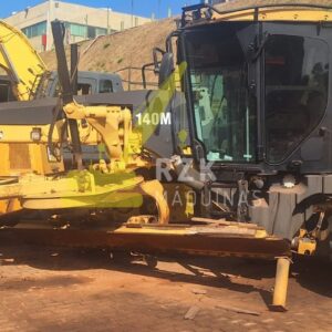 MOTONIVELADORA CAT 140M - 2010